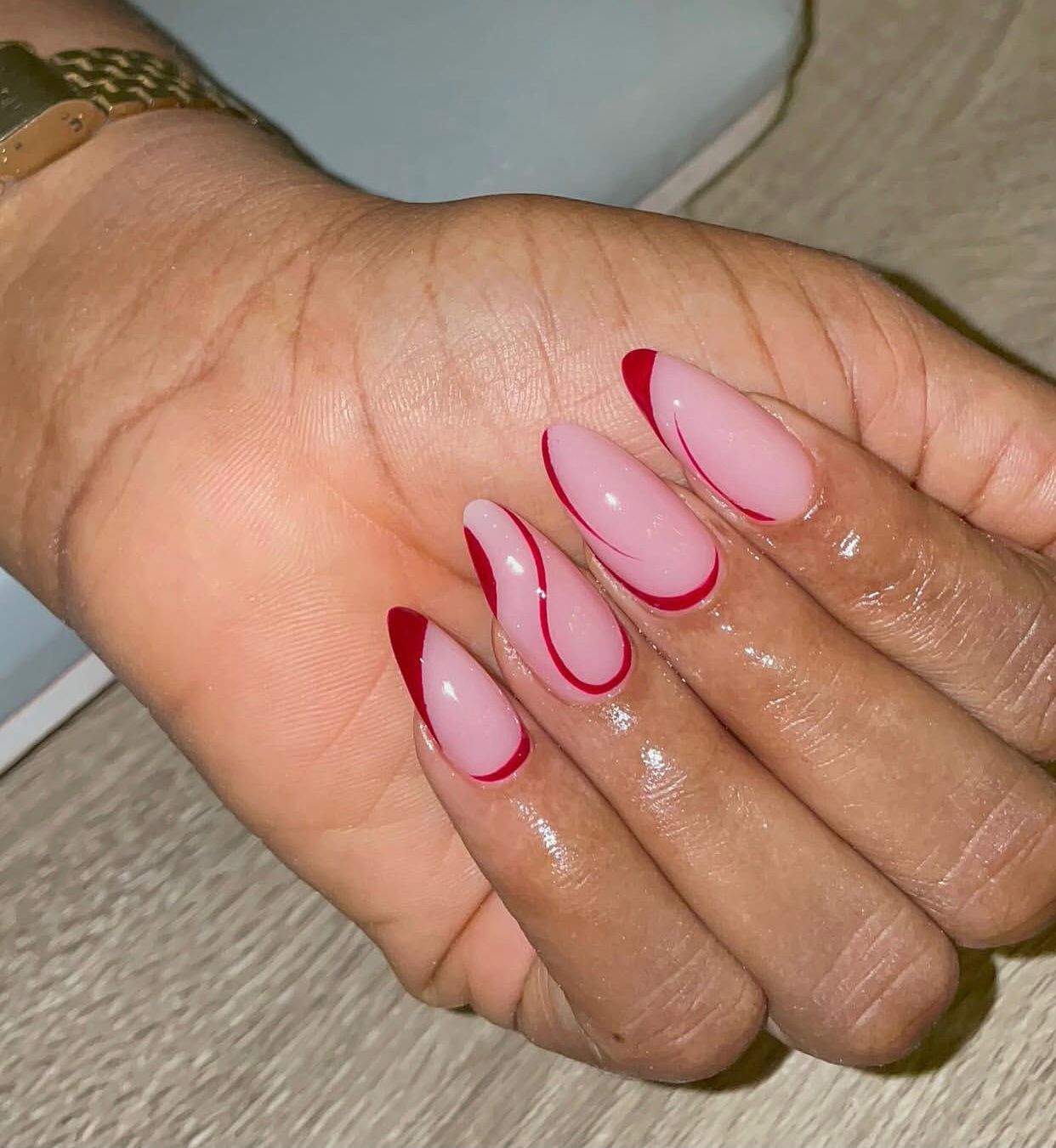 nails